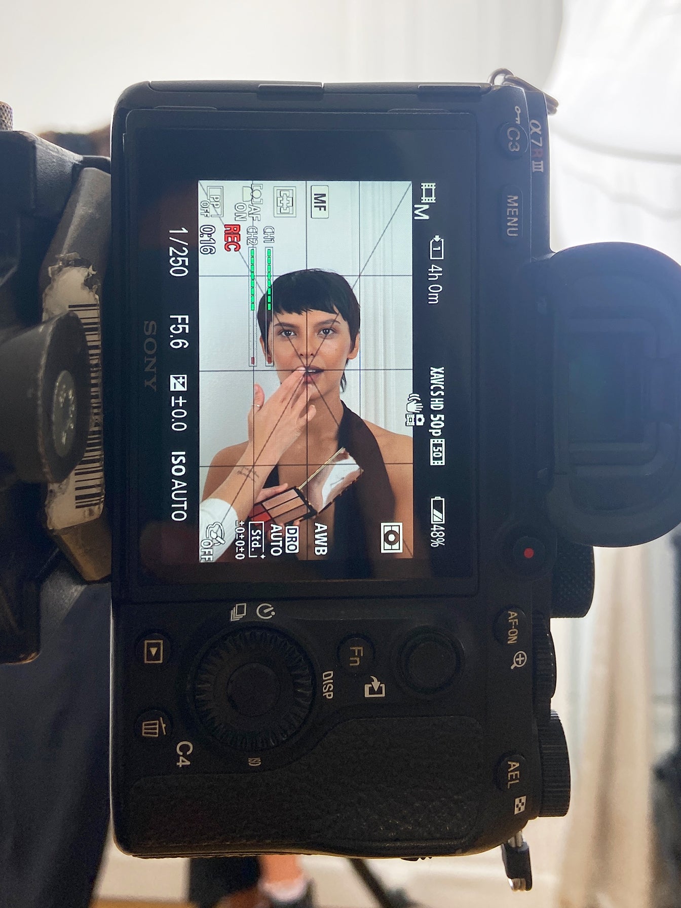 NOËL - FARIDA OUT DANCING