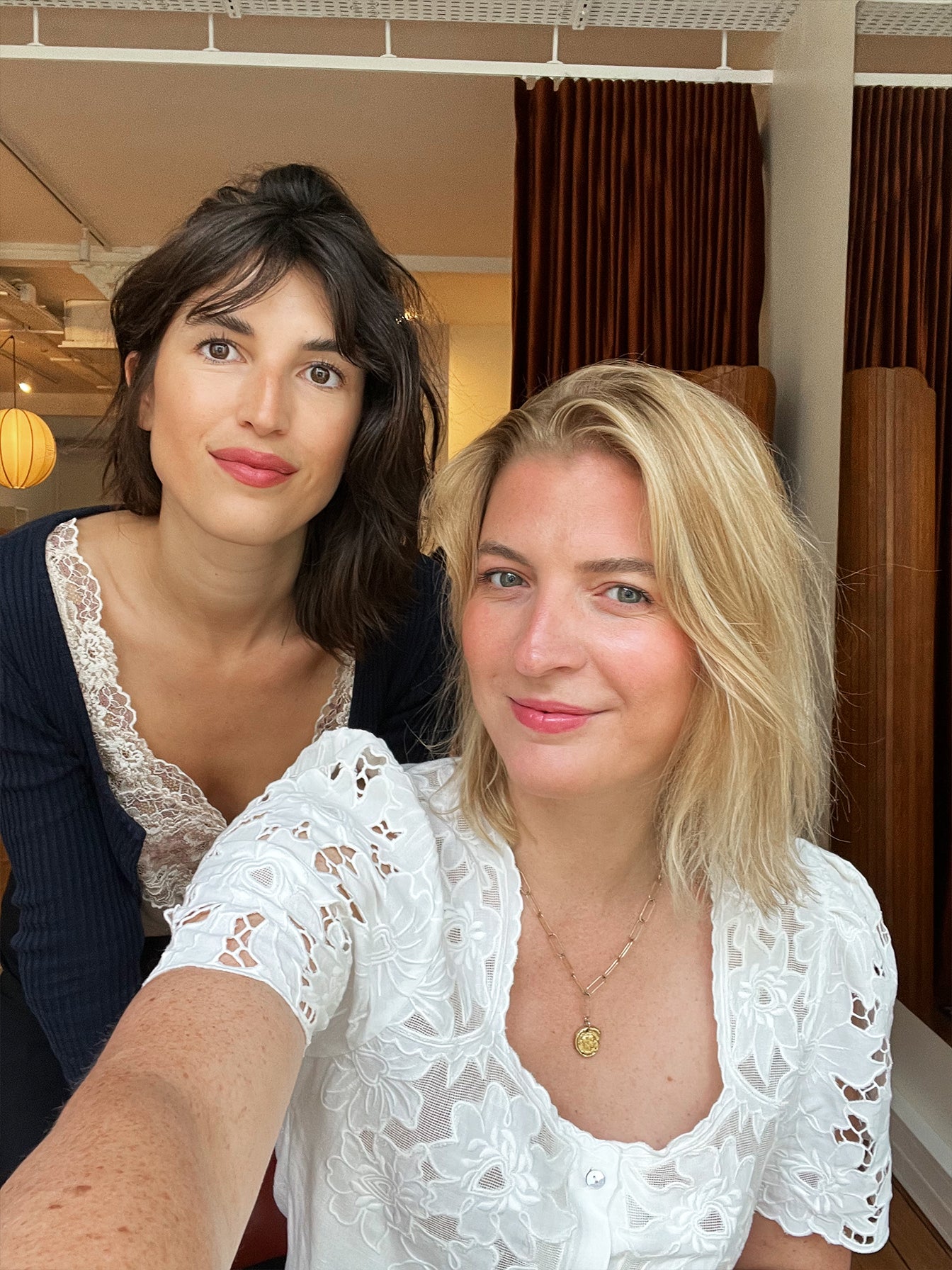 Jeanne maquille - OMC