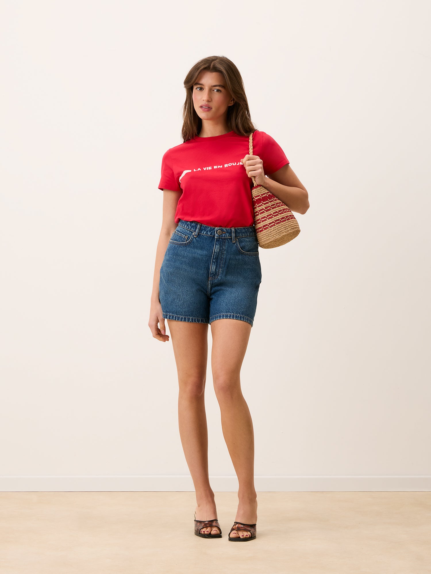 DOLLY T-shirt