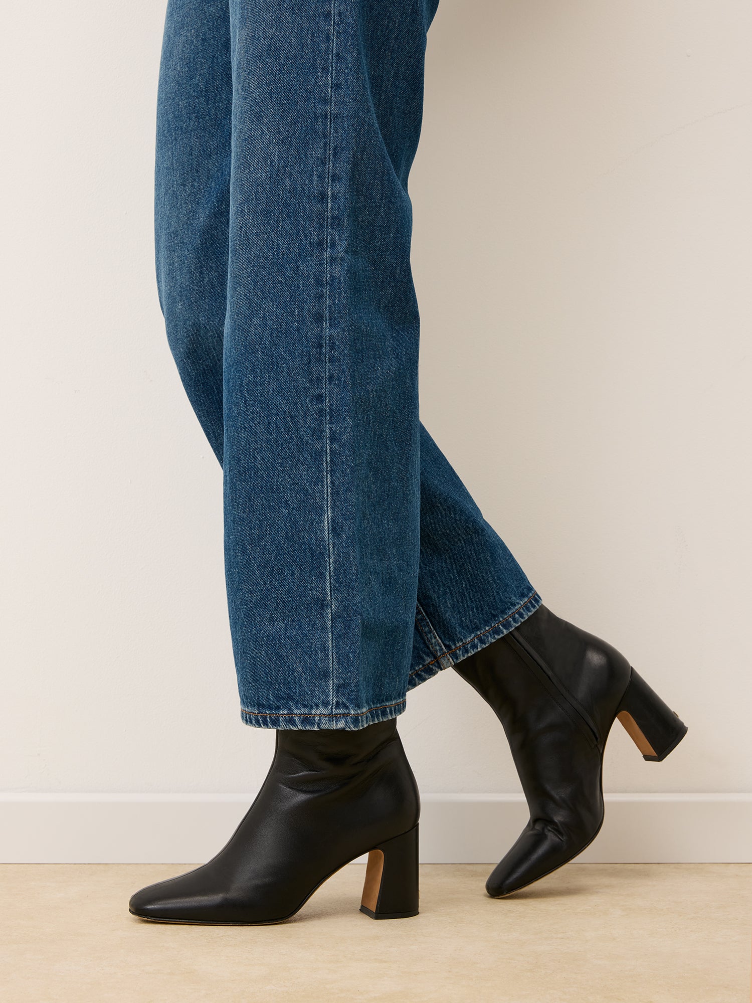 CLAUDIA ankle boots