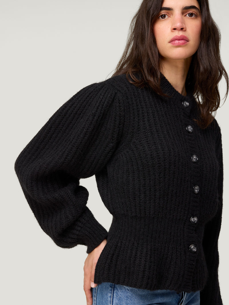 Lisia Cardigan
