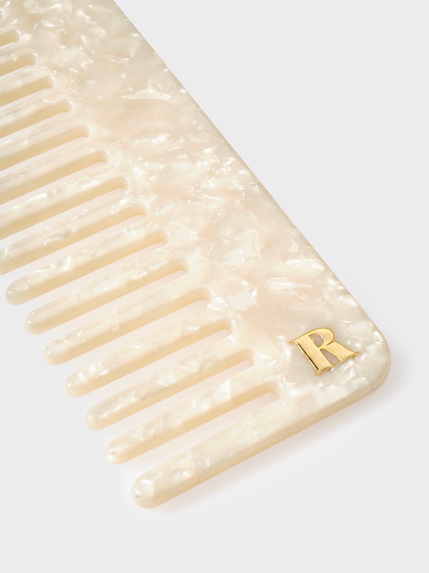 The Pearly Ambre Comb