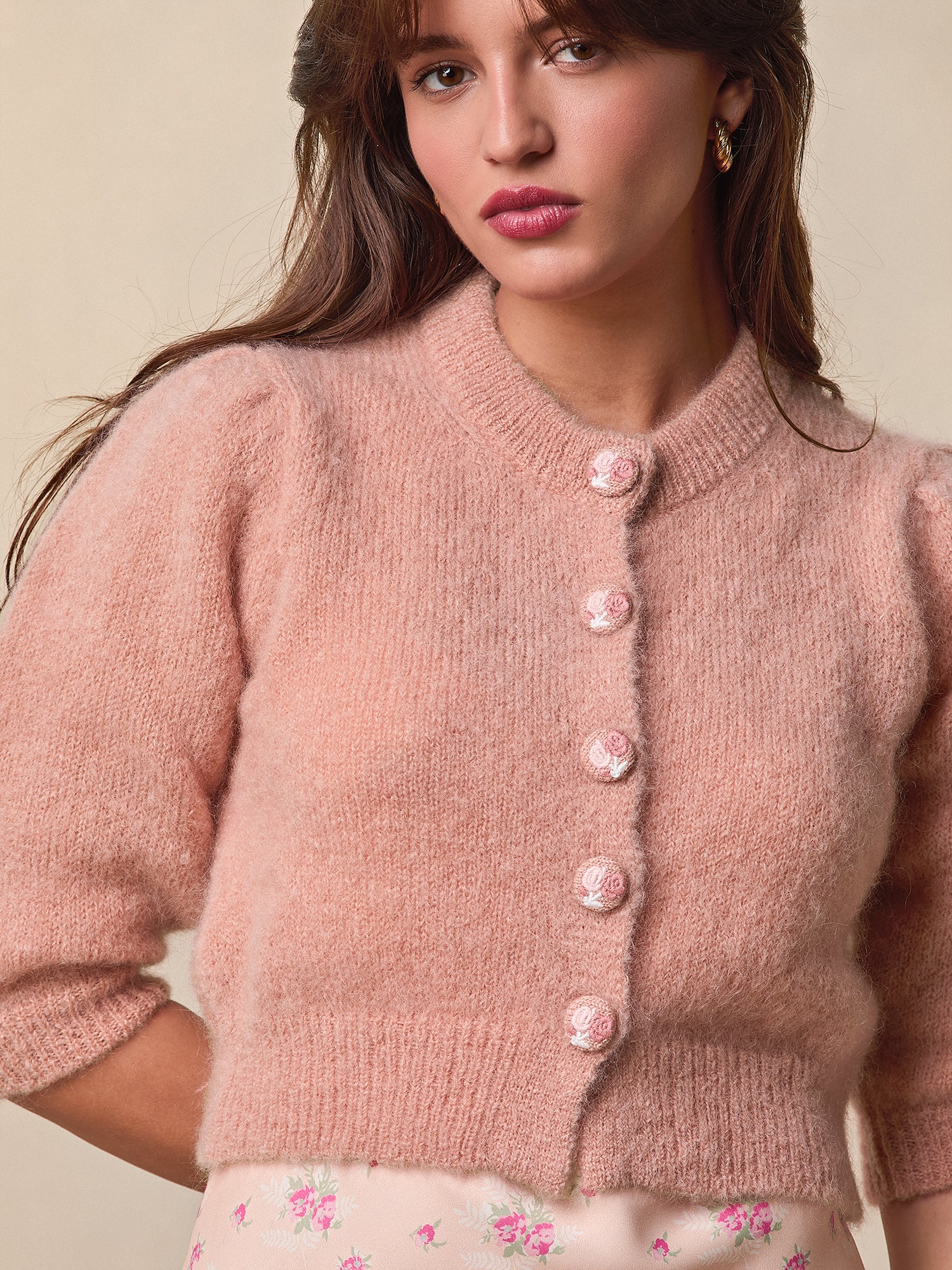 Short mohair cardigan with embroidered buttons | Rouje
