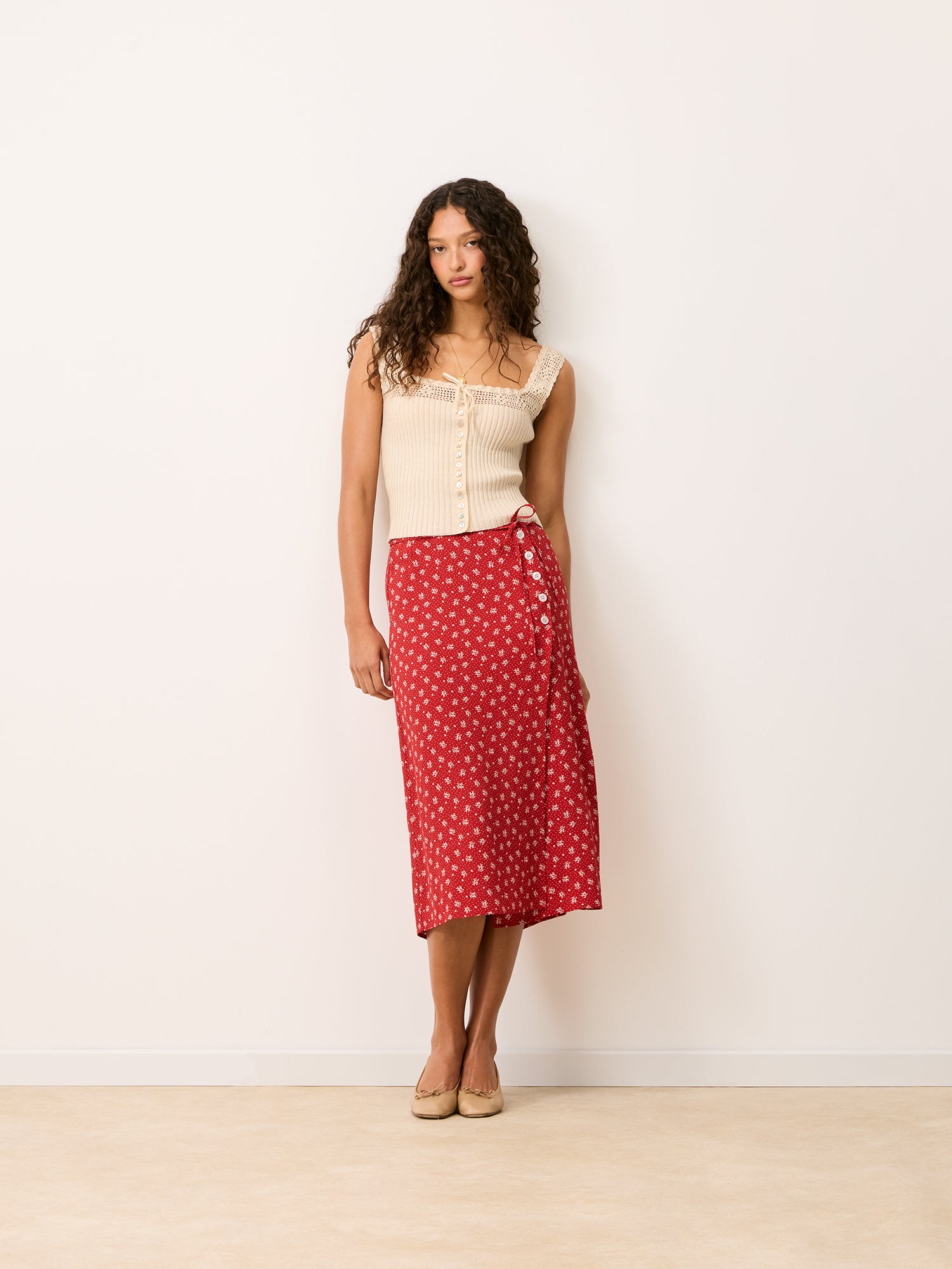 Red arlesienne floral print midi wrap skirt – Gloria | Rouje